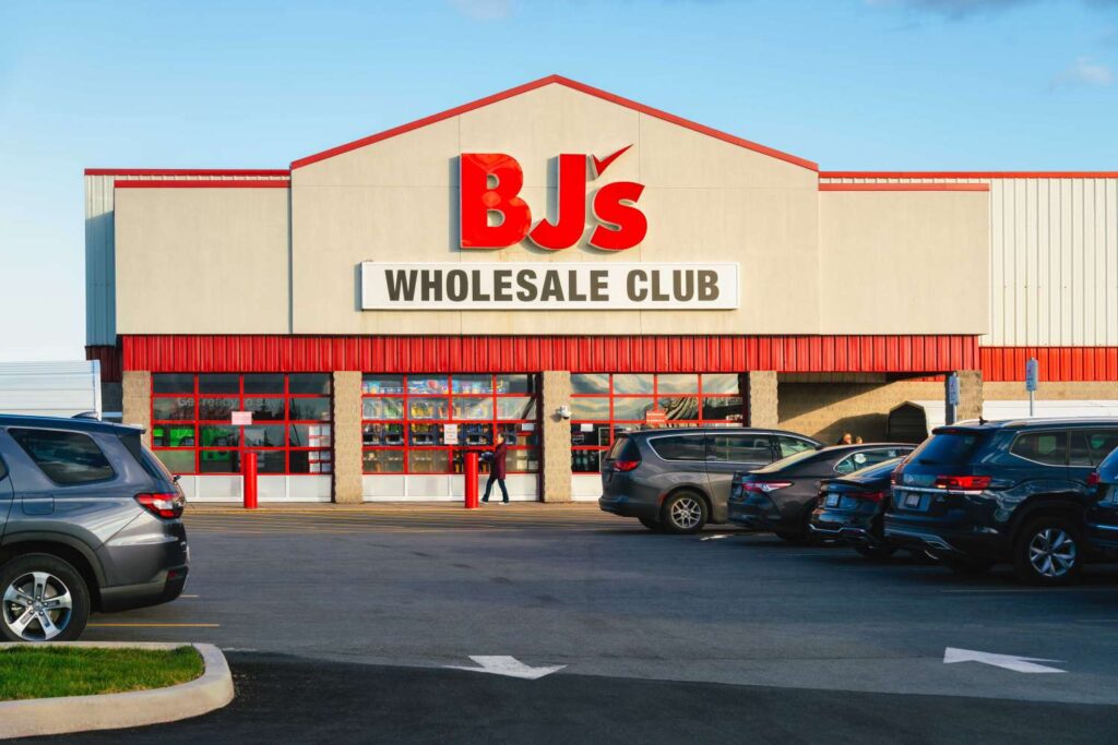 BJ’s Wholesale Club NNN properties, BJ’s Wholesale Club ground lease, BJ’s Wholesale Club cap rate, BJ’s Wholesale Club net lease, BJ’s Wholesale Club lease term, BJ’s Wholesale Club tenant profile, BJ’s Wholesale Club real estate, BJ’s Wholesale Club investment property, BJ’s Wholesale Club 1031 exchange, BJ’s Wholesale Club commercial real estate, BJ’s Wholesale Club investment sales, BJ’s Wholesale Club ground lease properties, BJ’s Wholesale Club net lease investment, warehouse club net lease, BJ’s Wholesale Club property for sale.